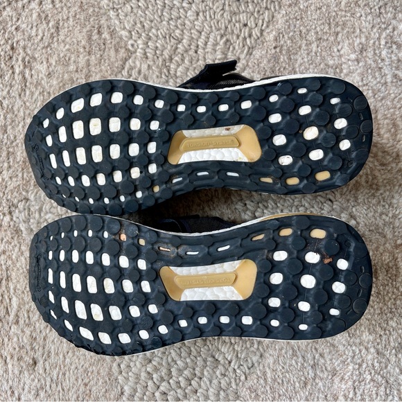 adidas by Stella McCartney Ultraboost X Running Sneakers - Picture 6 of 7